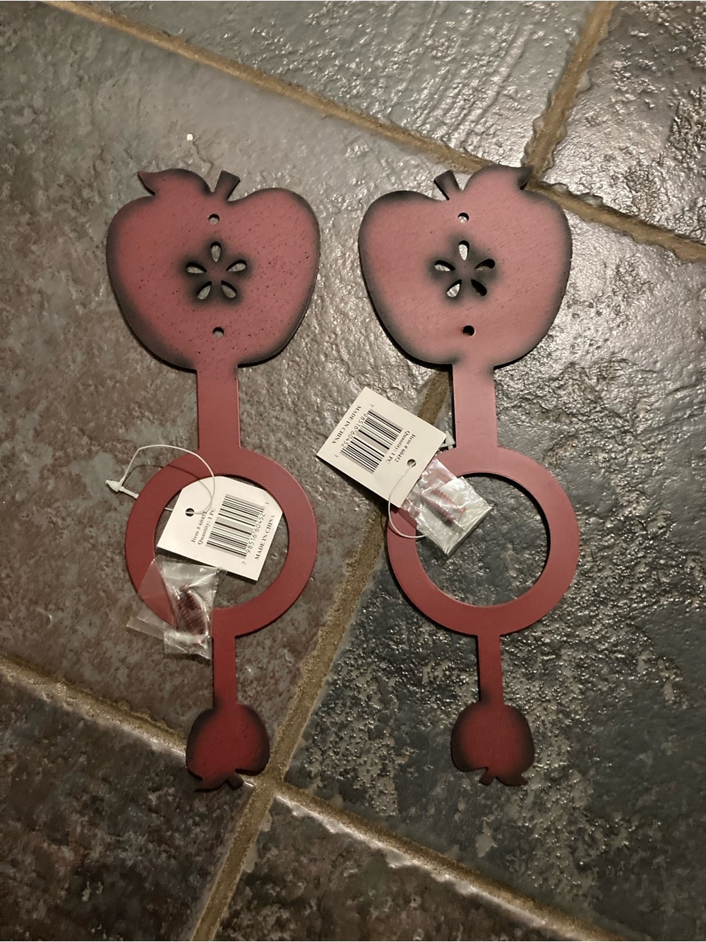 Decorative Red Apple Metal Curtain/Votive Wall Ring